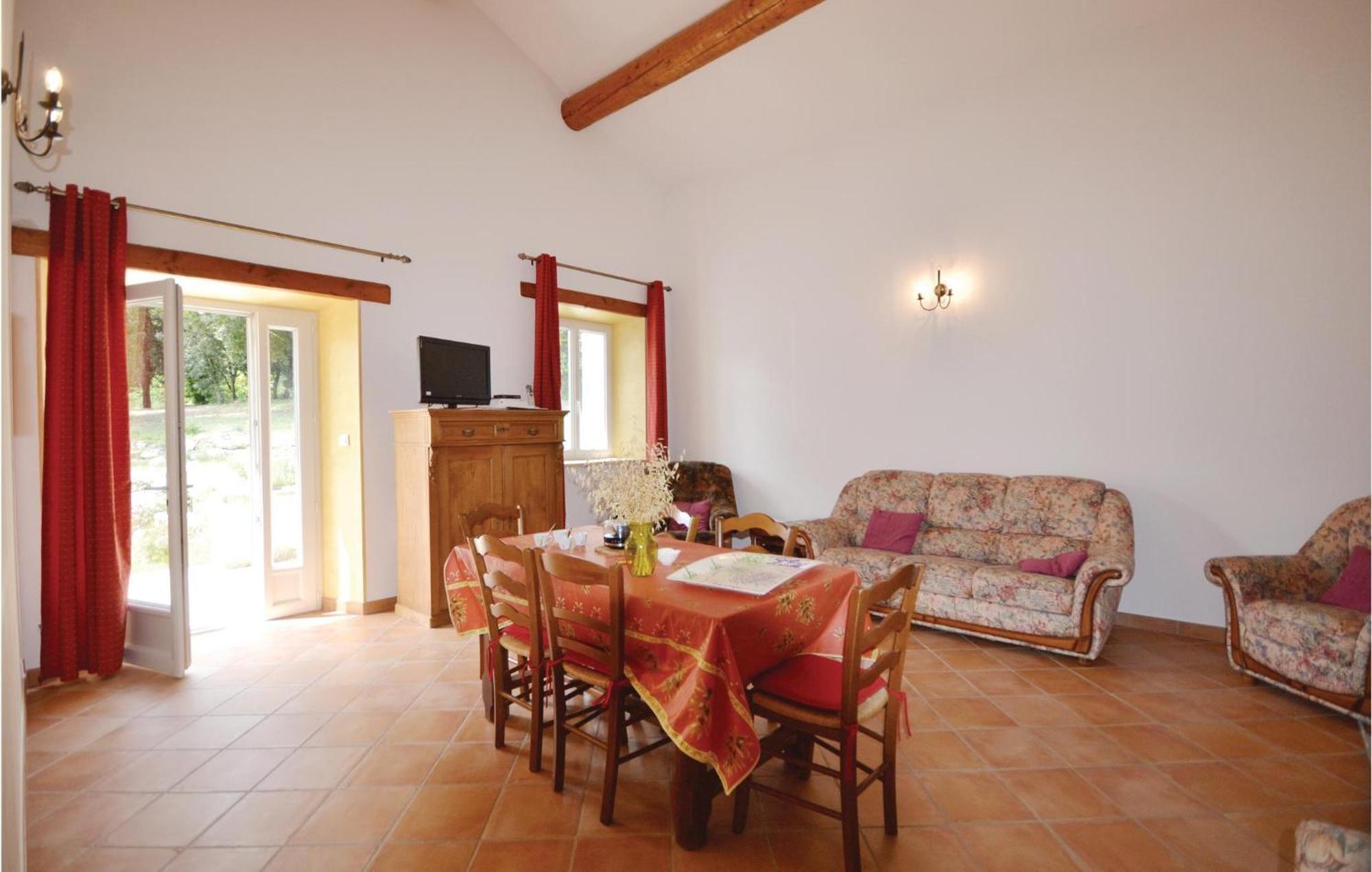 Awesome Home In Bollene With Wifi Exterior photo