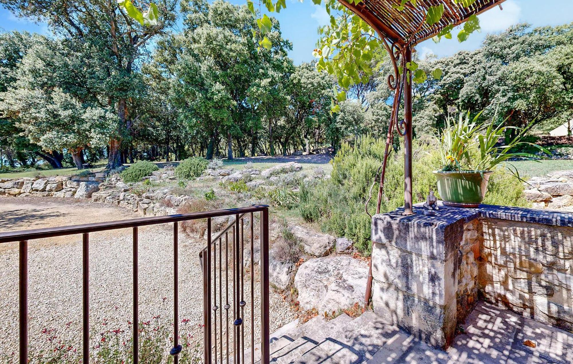 Awesome Home In Bollene With Wifi Exterior photo