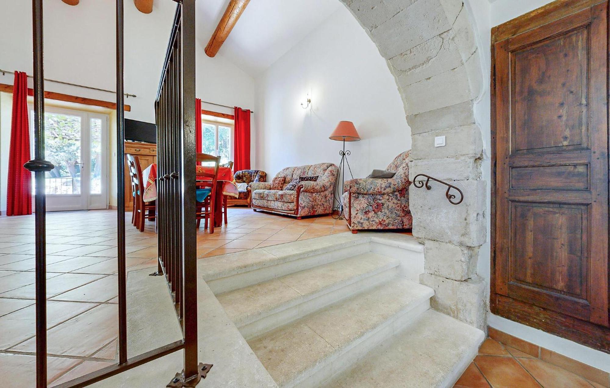 Awesome Home In Bollene With Wifi Exterior photo